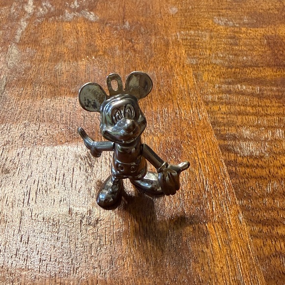 Walt Disney World Limited Release Mickey Mouse Watch and Classic Mickey Figure